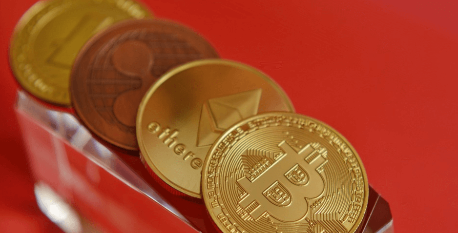 to buy Bitcoin or Altcoin