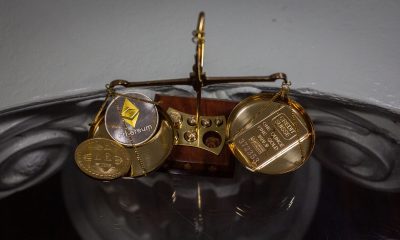 Bitcoin over gold