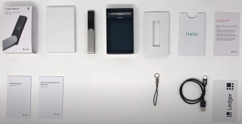 unboxing Ledger Nano X